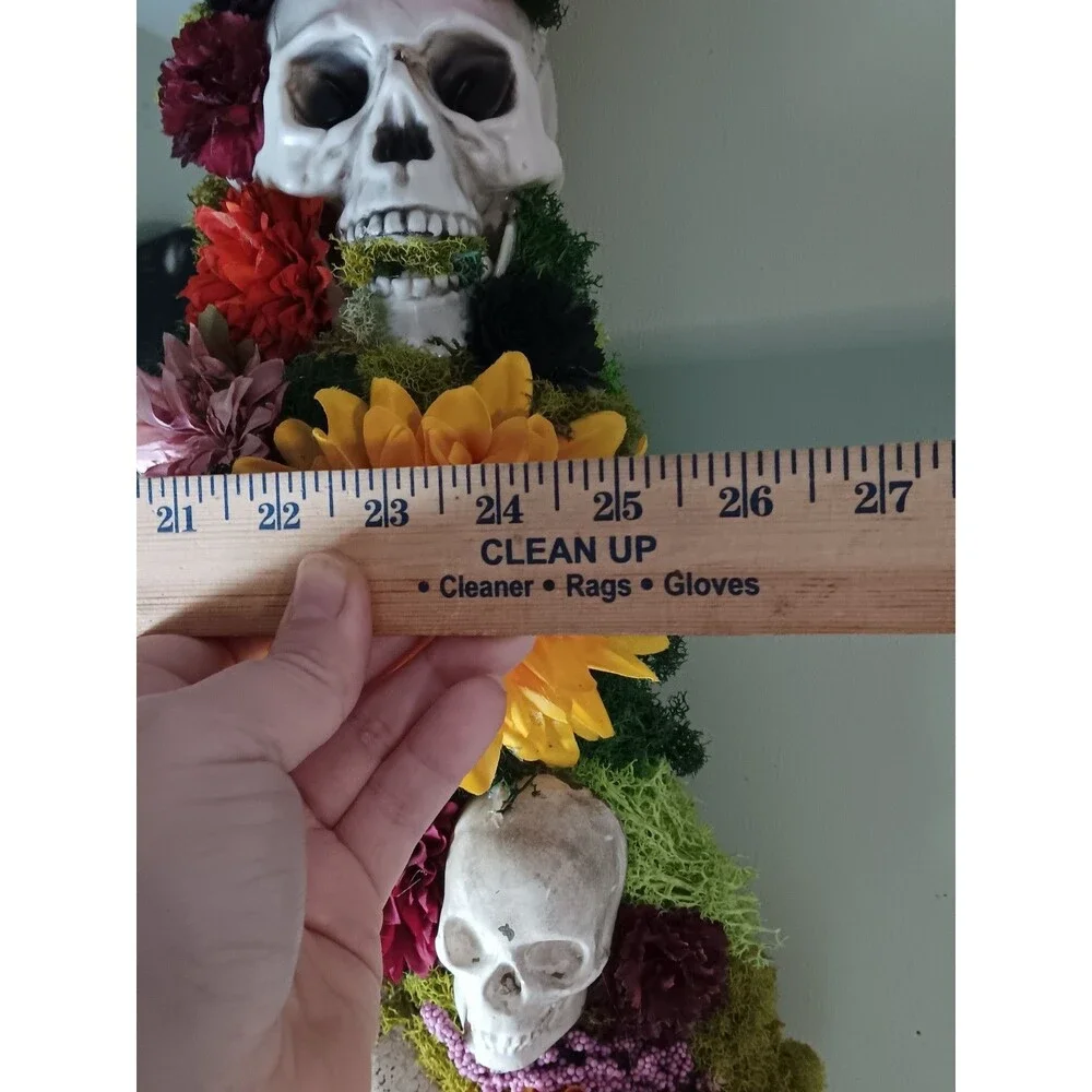 Skull & Flower Decor Mirror Frame Wall Hanging with Multiple Skulls